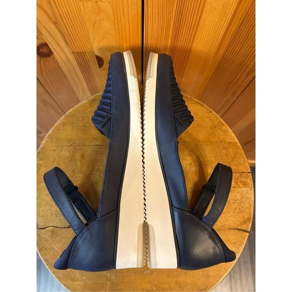 Baretraps Harmony Slip On Mary Jane Shoes Size 8.5M Navy - Picture 6 of 8